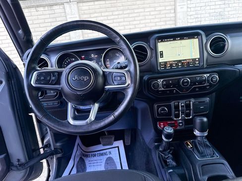 Used 2023 Jeep Wrangler Unlimited Rubicon 4xe w/ Cold Weather Group AWD/4WD image 25