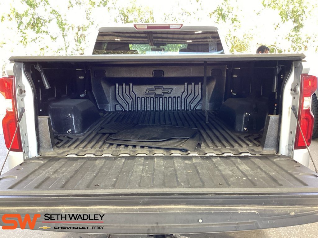Used 2021 Chevrolet Silverado 1500 Custom RWD image 9