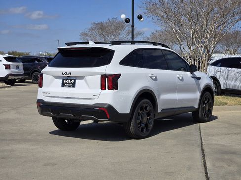 New 2026 Kia Sorento X-Line EX image 4