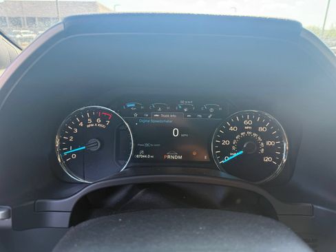 Used 2020 Ford F150 Lariat w/ Equipment Group 502A Luxury AWD/4WD image 16