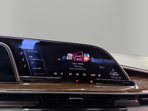 Used 2021 Cadillac Escalade ESV Sport Platinum w/ LPO, ONYX Package AWD/4WD image 26