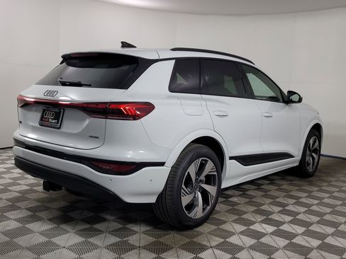 New 2025 Audi Q6 e-tron Premium Plus image 6