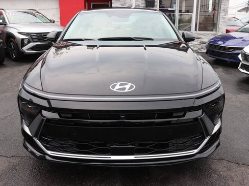 Used 2025 Hyundai Sonata SEL FWD image 8