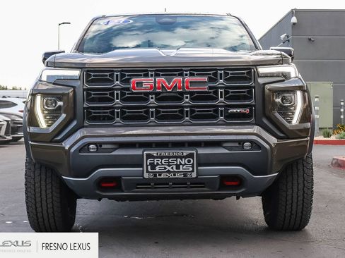 Used 2023 GMC Canyon AT4 w/ AT4 Premium Package AWD/4WD image 2