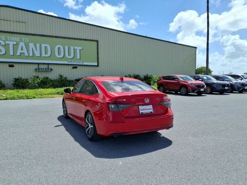 Used 2023 Honda Civic Touring image 5