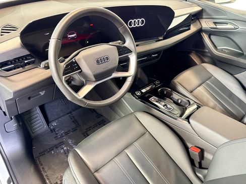 Used 2025 Audi Q6 e-tron Premium w/ Convenience Package image 8