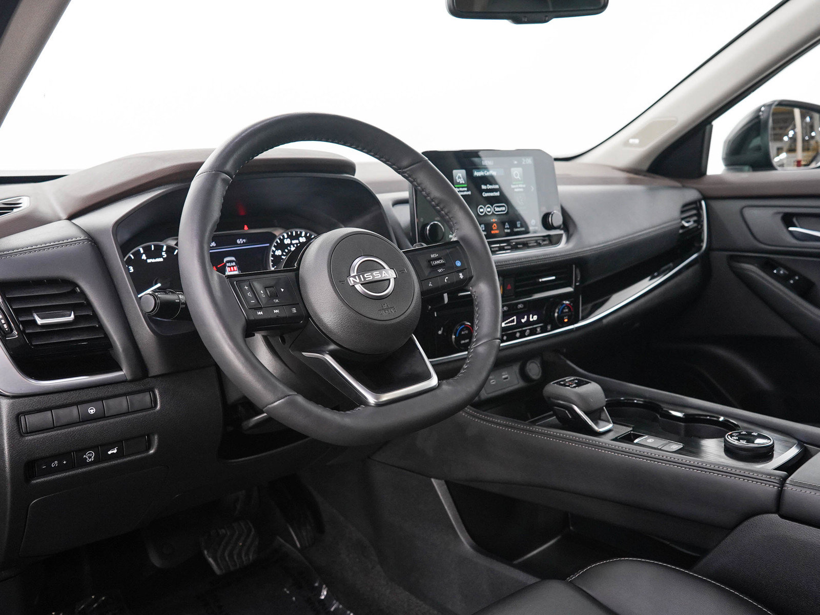 Used 2023 Nissan Rogue SL w/ SL Premium Package AWD/4WD image 25