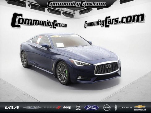 Used 2017 INFINITI Q60 3.0t Sport image 9