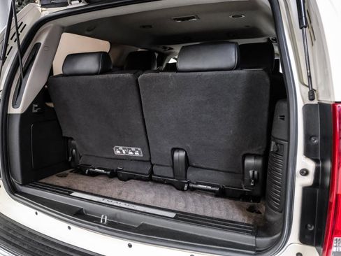 Used 2013 Cadillac Escalade Platinum RWD image 67