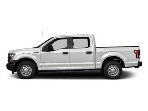Used 2017 Ford F150 XLT AWD/4WD image 12