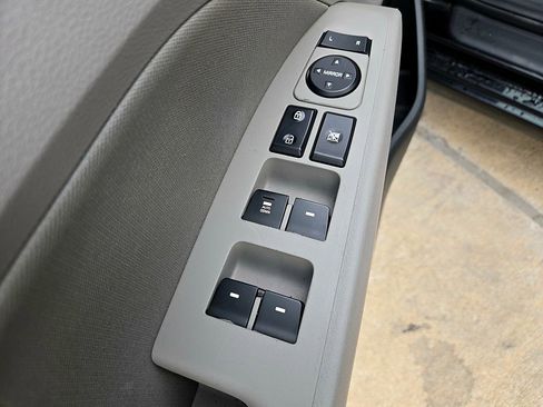 Used 2018 Hyundai Elantra SEL image 28