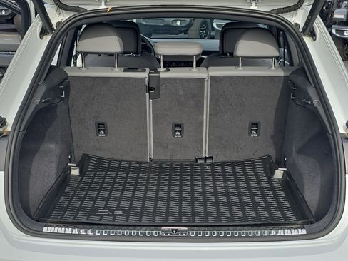 Used 2024 Audi Q3 2.0T Premium Plus w/ Premium Plus Package image 12