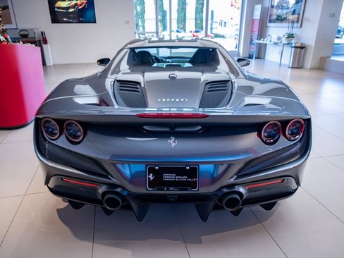 Used 2022 Ferrari F8 Tributo image 30