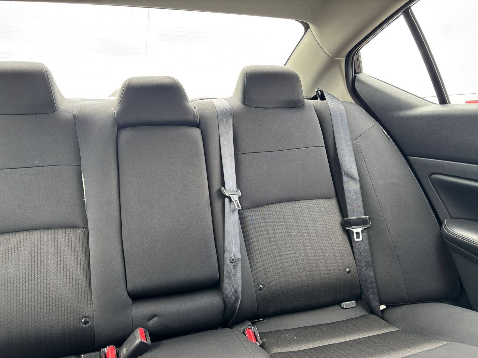 Used 2025 Nissan Altima 2.5 SV FWD image 37
