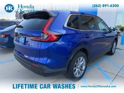 Used 2023 Honda CR-V EX image 2