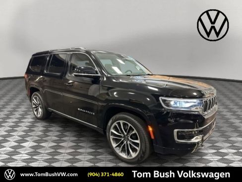 Used 2024 Jeep Wagoneer Series III w/ Premium Group I image 1