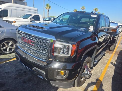 Used 2019 GMC Sierra 3500 Denali w/ Duramax Plus Package AWD/4WD image 1