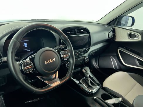 Used 2023 Kia Soul GT-Line FWD image 22