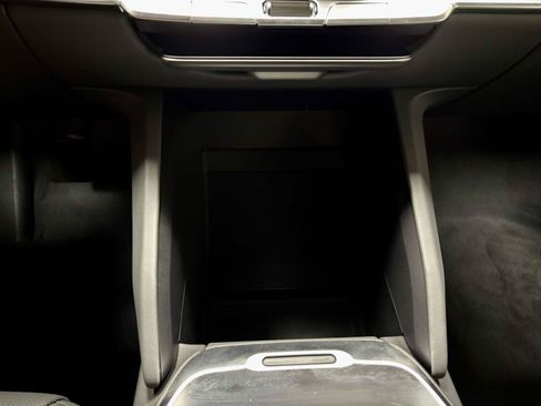 Used 2024 Lucid Air Touring AWD/4WD image 32