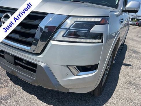 Used 2024 Nissan Armada SL AWD/4WD image 10
