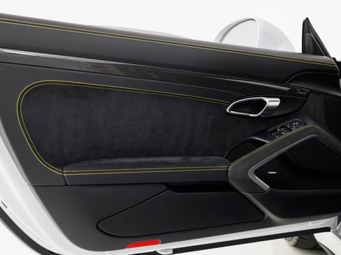 Used 2018 Porsche 911 GT3 RWD image 34