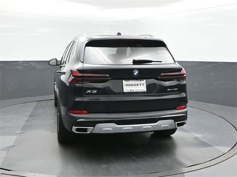 New 2026 BMW X5 sDrive40i image 8
