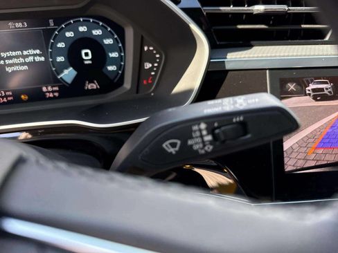 Used 2023 Audi Q3 2.0T Premium AWD/4WD image 17