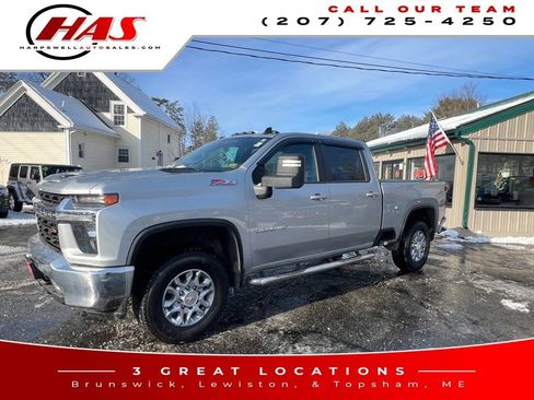 Used 2021 Chevrolet Silverado 2500 LT w/ Convenience Package image 19