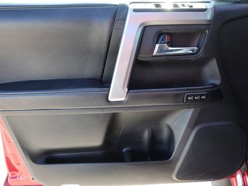 Used 2017 Toyota 4Runner Limited image 12