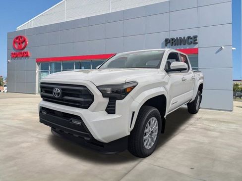 New 2026 Toyota Tacoma SR5 RWD image 8