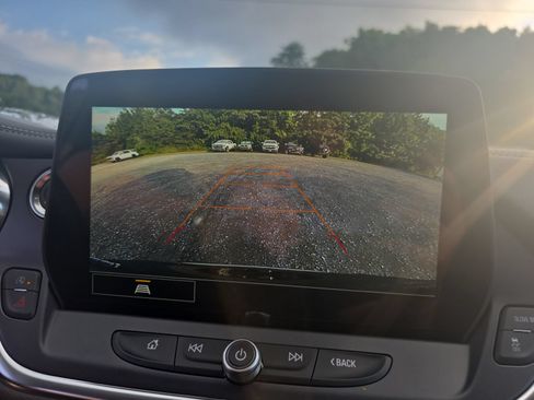 New 2026 Chevrolet Blazer LT w/ Convenience Package FWD image 19