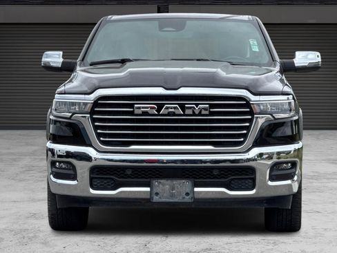 Used 2025 RAM 1500 Laramie AWD/4WD image 10