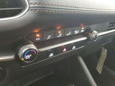 New 2026 MAZDA MAZDA3 s FWD image 28