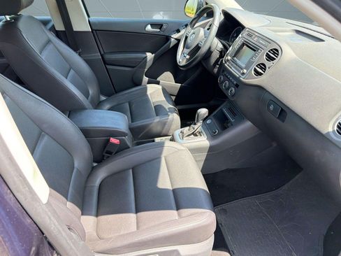 Used 2016 Volkswagen Tiguan S image 28