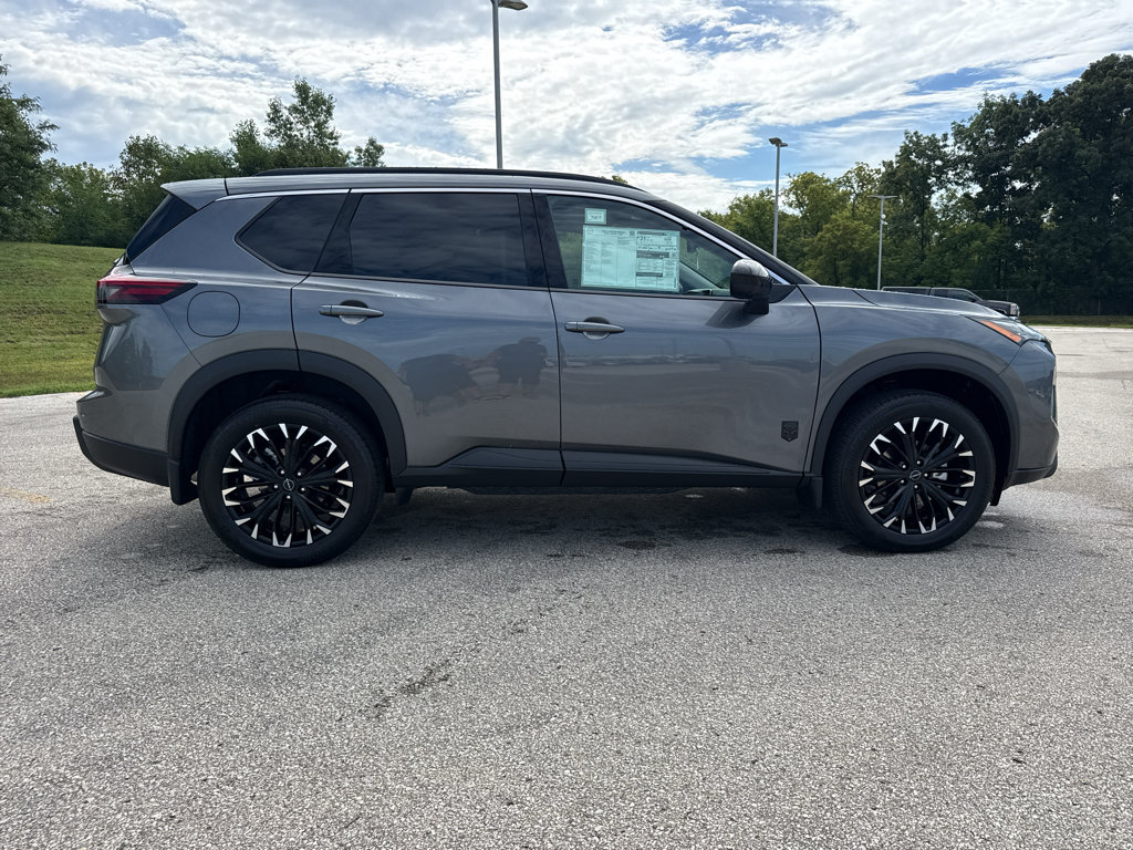 New 2026 Nissan Rogue Dark Armor AWD/4WD image 4