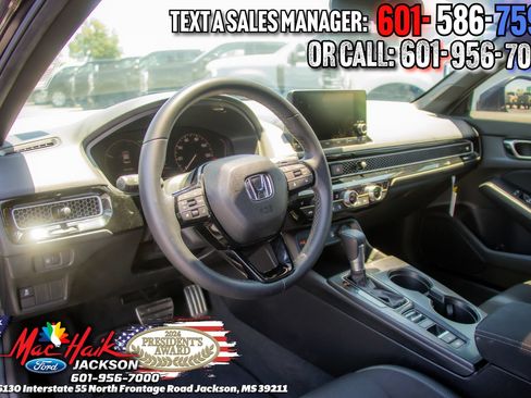 Used 2025 Honda Civic Sport image 5