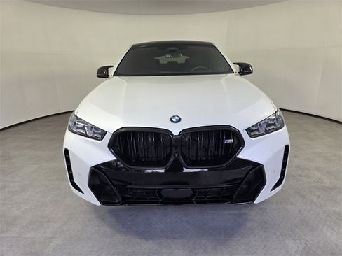 Used 2024 BMW X6 M60i w/ Climate Comfort Package image 2