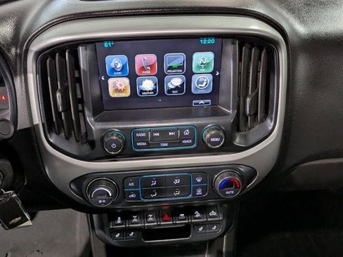 Used 2018 Chevrolet Colorado ZR2 w/ ZR2 Midnight Special Edition image 37