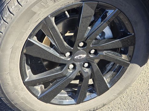 Used 2024 Chevrolet Equinox LS w/ LS Convenience Package image 12