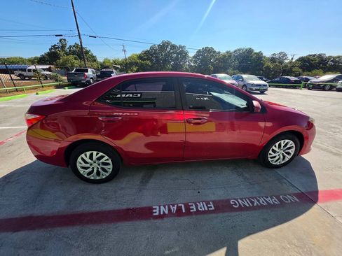 Used 2017 Toyota Corolla LE FWD image 16
