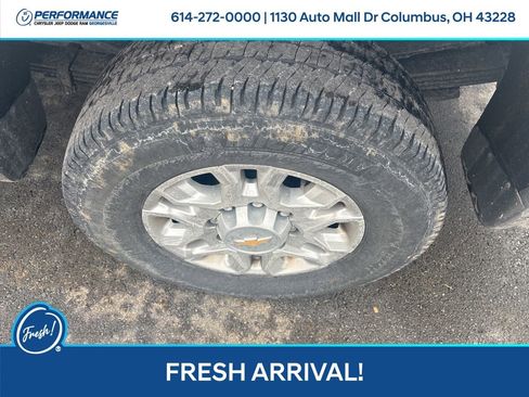 Used 2024 Chevrolet Silverado 3500 LT w/ Convenience Package image 11