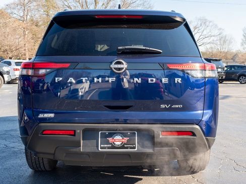 Used 2022 Nissan Pathfinder SV image 34