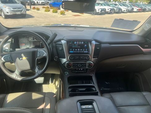 Used 2017 Chevrolet Tahoe Premier AWD/4WD image 12
