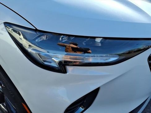 Used 2023 Buick Envision Essence w/ Sport Touring Package image 3