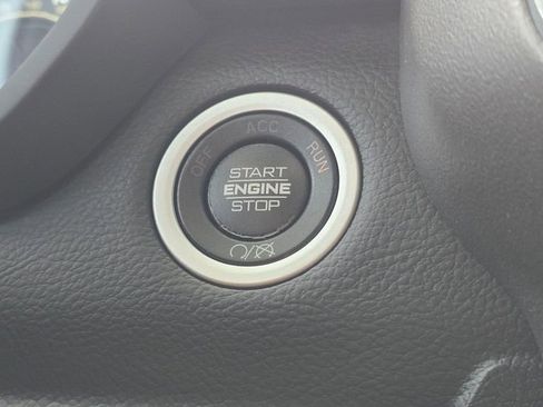 Used 2020 RAM 3500 Laramie image 36