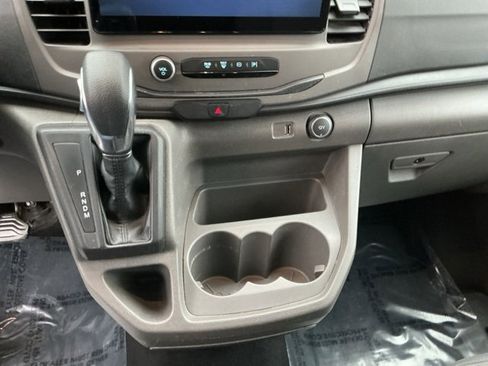 Used 2022 Ford Transit 350 XLT image 20