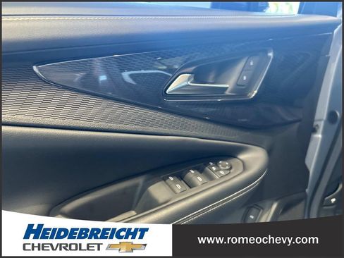 Used 2024 Chevrolet Blazer EV LT AWD/4WD image 11