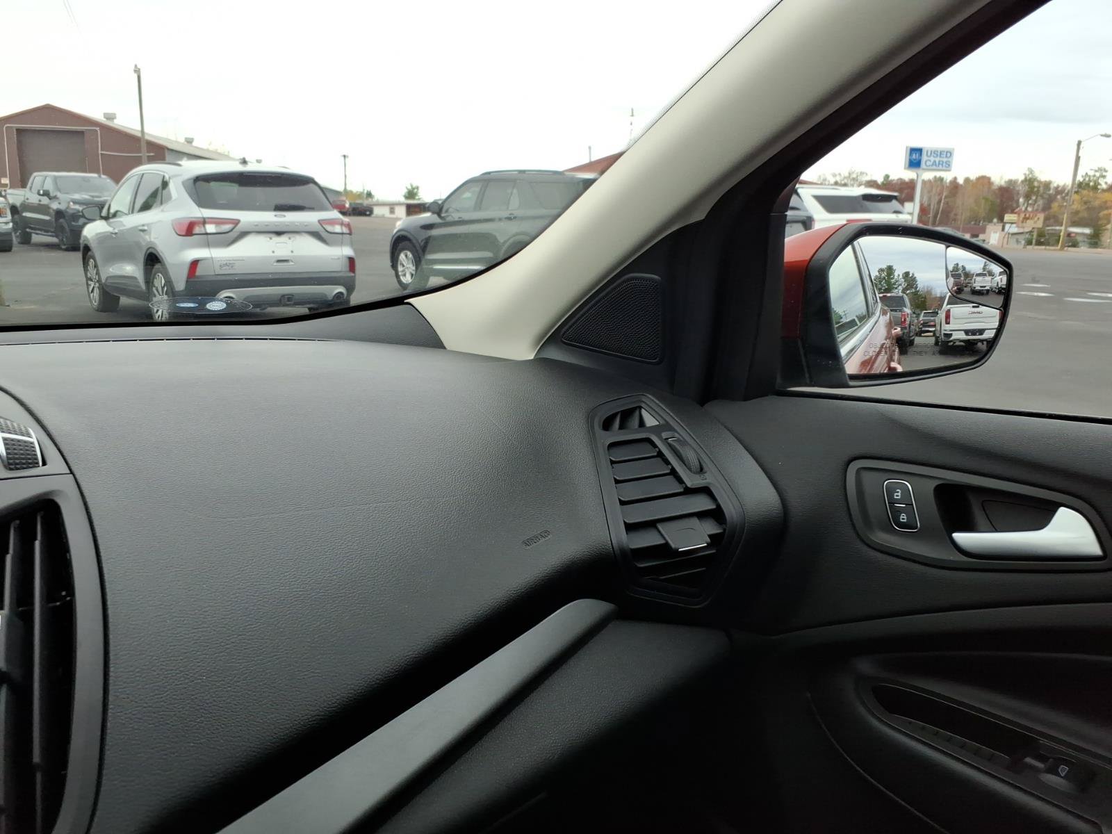 Used 2019 Ford Escape SE AWD/4WD image 21
