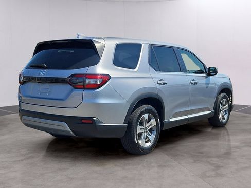 Certified 2025 Honda Pilot EX-L image 4