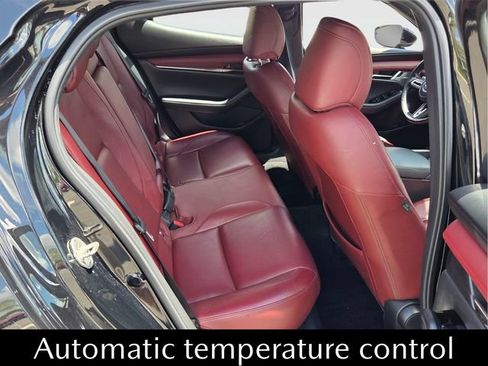 Used 2021 MAZDA MAZDA3 s FWD image 16